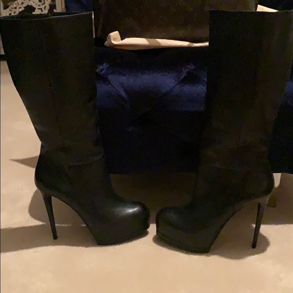 *SOLD*Pour La Victoire Vero Cuoio Platform Knee Boots